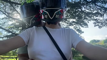 Recogí un cliente de didi sin sostén y se dio cuenta de mis grandes tetas