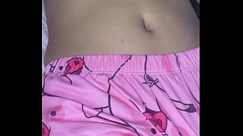Daddy mira mi pijama ¿quieres quitármela teen18 inocente