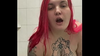 Redhead with huge fat ass take a shower and wash her body after masturbation