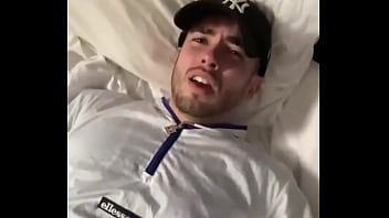 Chicos Guapos Cogiendo thumbnail