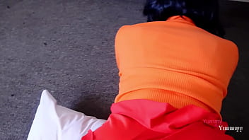 Velma tira sus anteojos por accidente y tiene un descuido velma chupando una gran verga y penetrada en cuatro Velma tira sus anteojos por accidente y tiene un descuido velma chupando una gran verga y penetrada en cuatro
