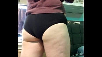 Slapping my fat ass pawg