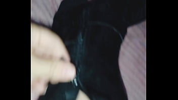 Cheguei da balada bem safadinha e fiz