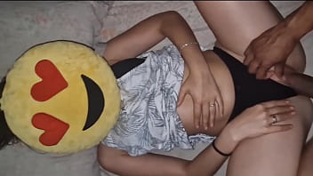 Estoy muy cachonda papi tu verga está muy rica