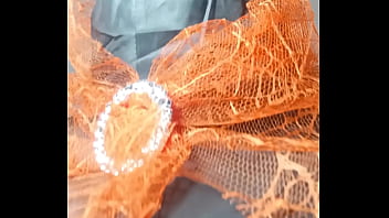 En halloween la bruja de mi vecina me seduce con sus videos me encanta su enorme cameltoe