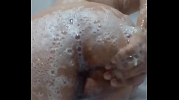 Culo y labios esposa