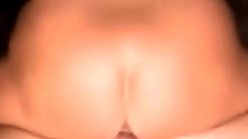 Polla dura entra en su coño