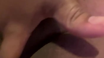 Sexy goddess makes her beautiful pussy cum