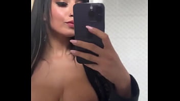 Are selfies like this acceptable if i was your pakistani gf