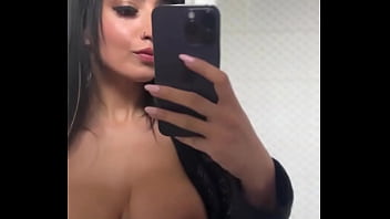 Are selfies like this acceptable if i was your pakistani gf