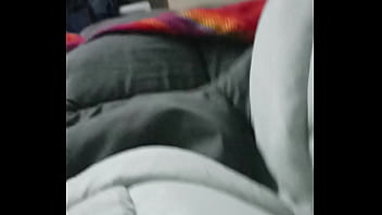 Vecina Realiza Oral thumbnail