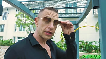 The glitch s3xus kathryn mae brad newman