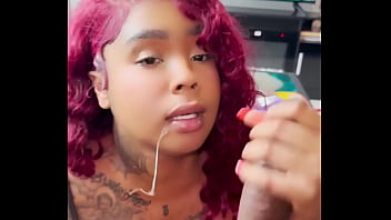 Straight down her throat til she princesslola333