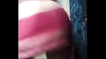 Jocilena what the hell is she doing she so scary