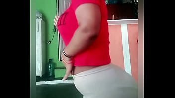 Safada bunda grande Safada bunda grande
