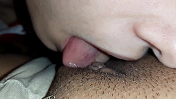 My girlfriend woke me up this morning with cunnilingus