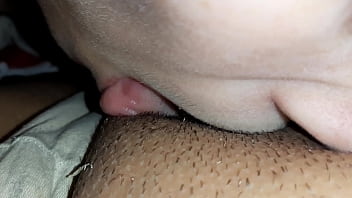 My girlfriend woke me up this morning with cunnilingus