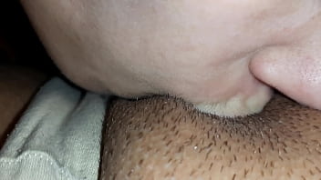 My girlfriend woke me up this morning with cunnilingus