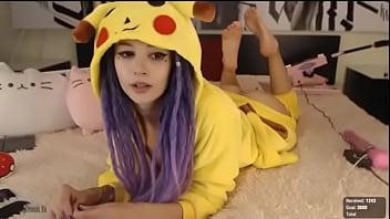 Super cute pikachu cosplay