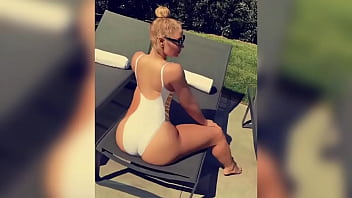 Rapper singer iggy azalea try not to cum