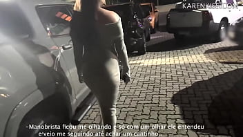 Quando desci do carro o manobrista ficou me olhando e só precisei dar uma piscadinha pra ele entender o recado e me segu