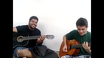 Preto bom acústico baratas grávidas