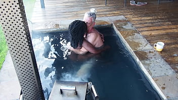 "steam sun & serenity" ebony secretary fucks her boss in the hottub