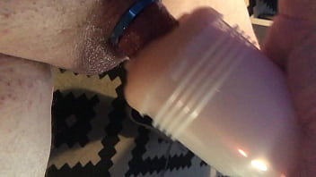 Im mastubrating whit my toys