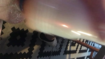 Im mastubrating whit my toys