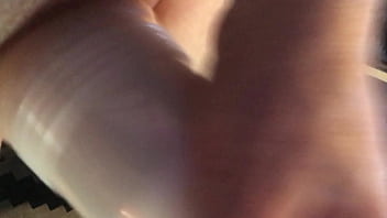 Im mastubrating whit my toys