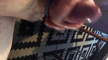 Im mastubrating whit my toys