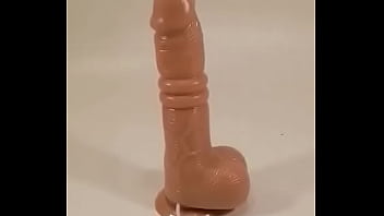 Dildo robot használat közben