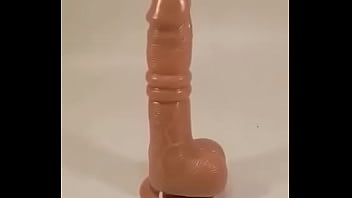 Dildo robot használat közben