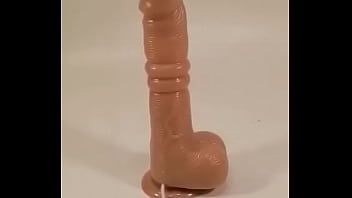 Dildo robot használat közben