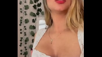 Look at the surprise i have for you#tits #young #sexy #girl #jeans #ass #hornÿ #teen #pretty #woman #model #se