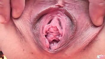 Japanese slut sarina tsubaki likes getting naked in public spaces