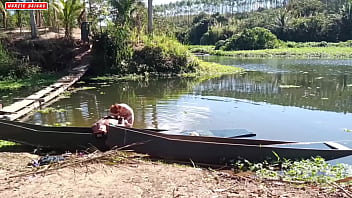 Dentro do barco abandonado e encima da ponte