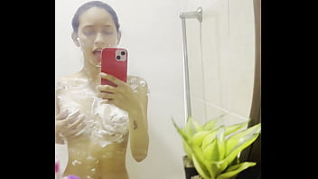 Camila cooper espiada por su vecino camila cooper spied on by her neighbor