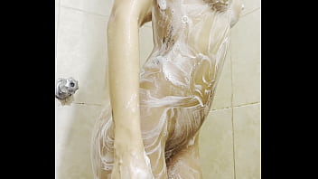 Camila cooper espiada por su vecino camila cooper spied on by her neighbor