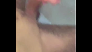 Masturbação quente no banheiro