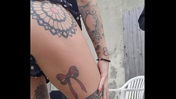 Toujours en tournage avec toutes l équipe campeuse sans culotte