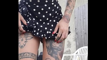 Toujours en tournage avec toutes l équipe campeuse sans culotte