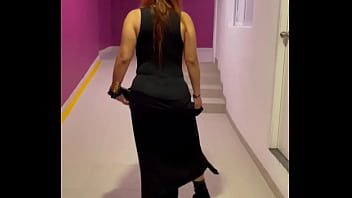 Buscando En Los Pasillos A Un Mesero Para Chingarmelo thumbnail