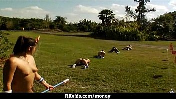 Amateur chick takes money for a fuck 13