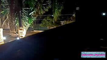 Não Resisti E Dei Pro Negão Na Frente De Todos thumbnail