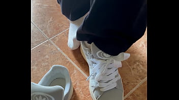 Je rentre à peine du boulot j’ai fais cette vidéo pour les mecs qui rent