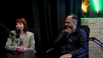 Os criadores de conteúdos estão negligenciando a saúde não vê diferença entre pornô e criação de conteúdo e as bitechs reh queen & kstro watch sheer red