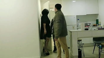 Mi amigo me lleva a un trio con una diosa total