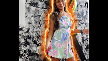 Sra ker brincando antes de atender ao cliente