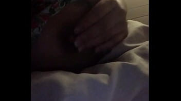 Mexicana toca su teta